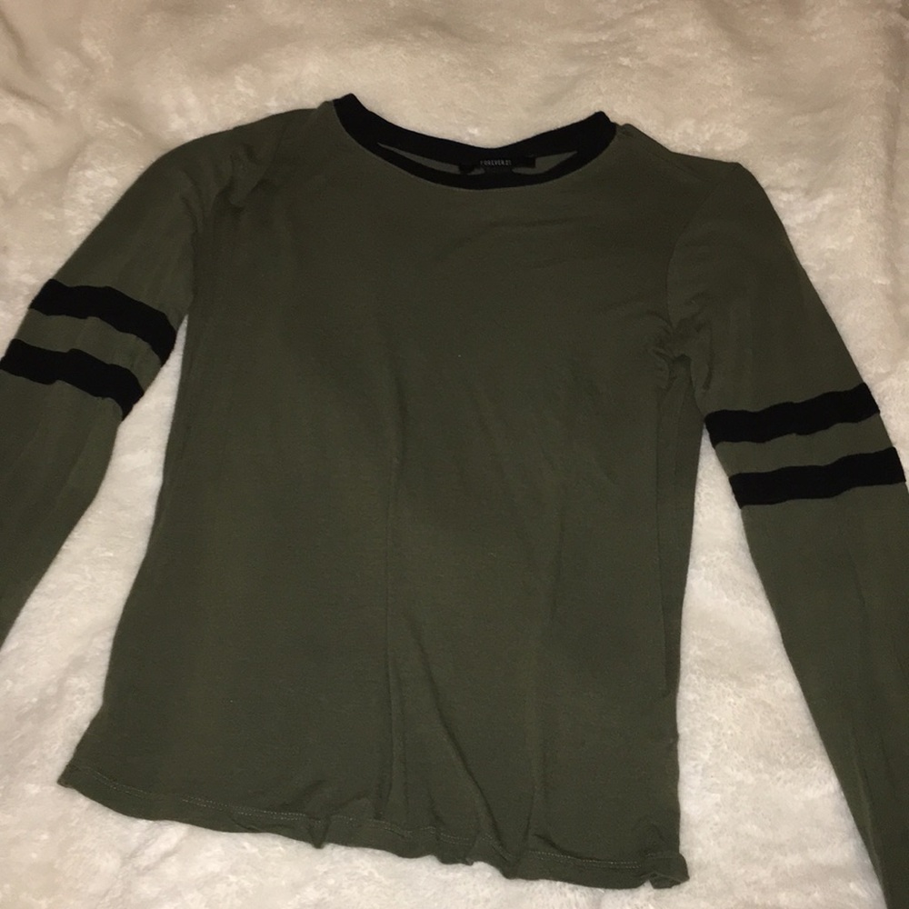 Forever 21 long-sleeve tee